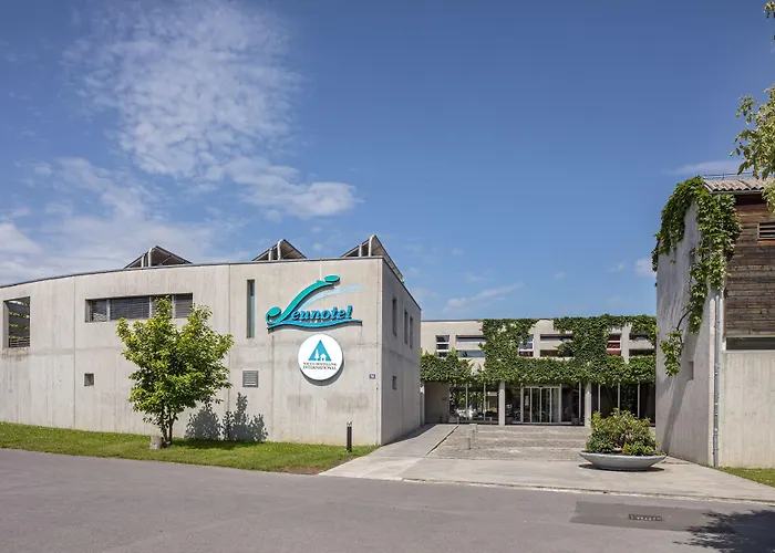 Lausanne Youth Hostel Jeunotel